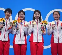 b体育 官网-巴哈马选手勇夺女子珍妮环游泳比赛季军(2024多哈游泳世锦赛女子100米蛙泳决赛)