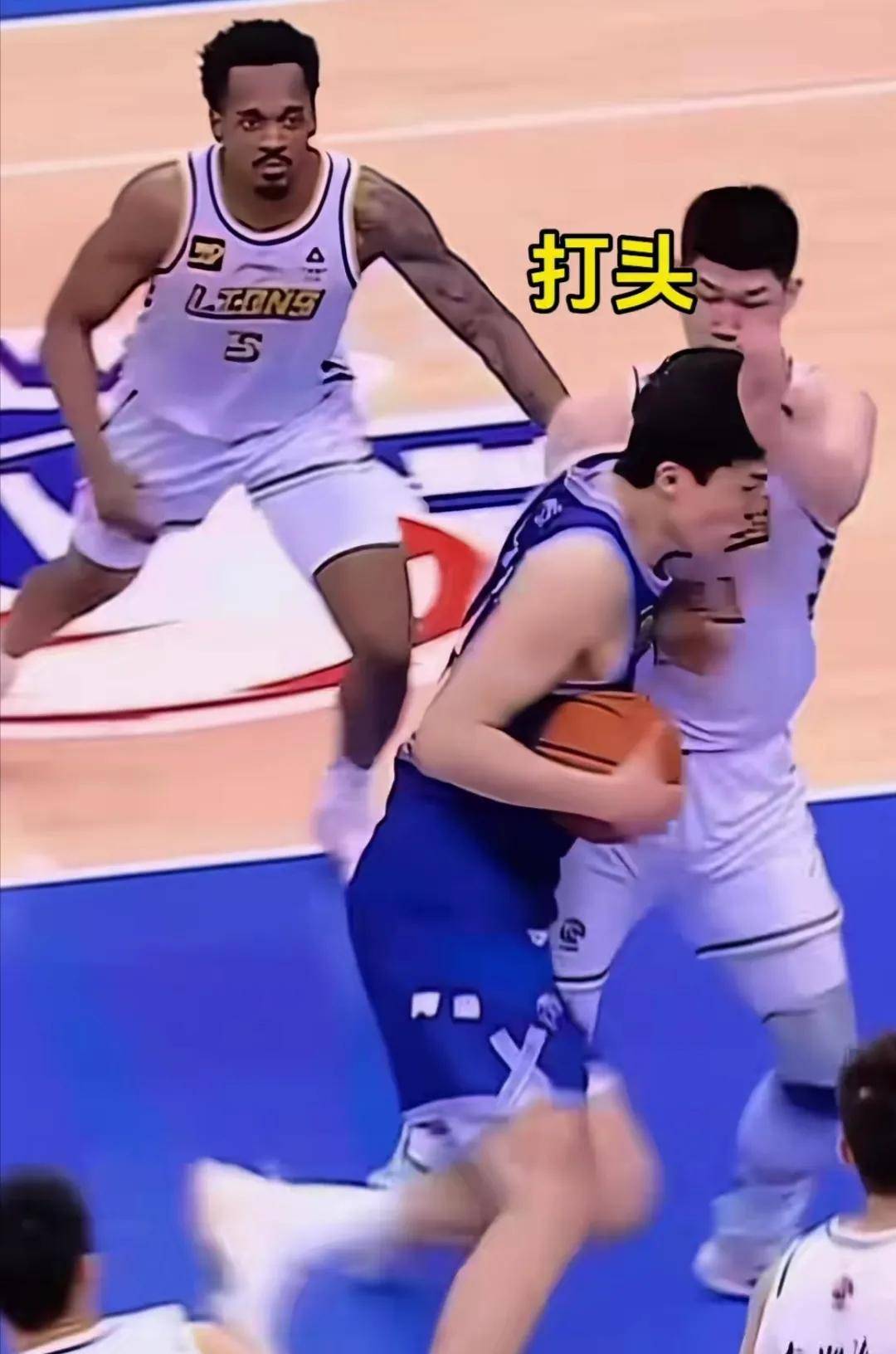 b体育 官网-厄尔士登在客场比赛中奋力抗争，却遗憾失利的简单介绍
