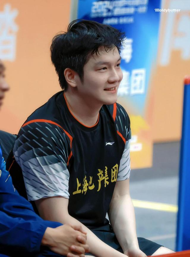 樊振东确定参加乒超第二阶段比赛，未来一个月将在上海训练的简单介绍
