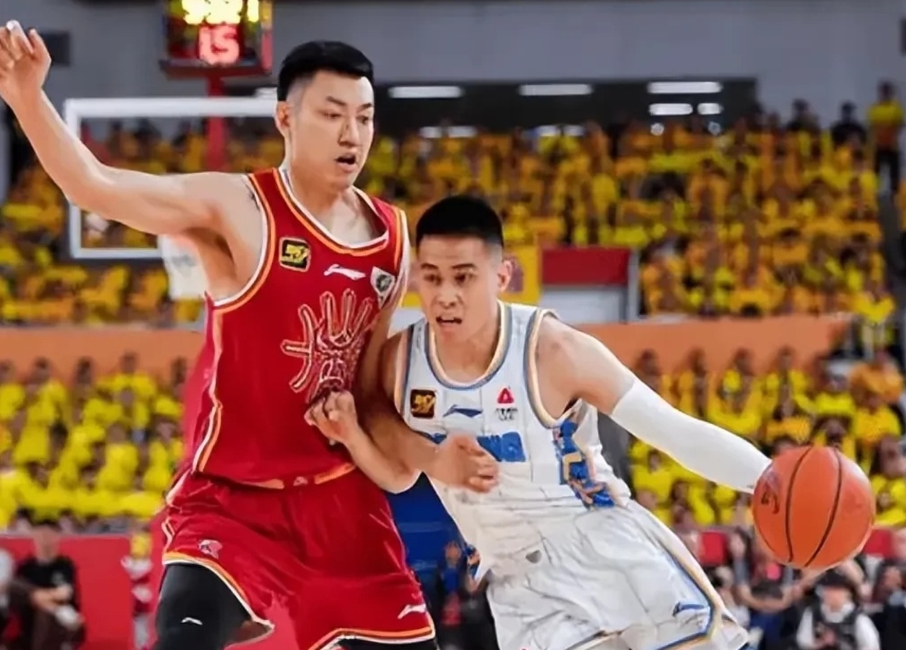 b体育 官网-周琦15+9首钢胜深圳郭艾伦40分广州不敌北控的简单介绍