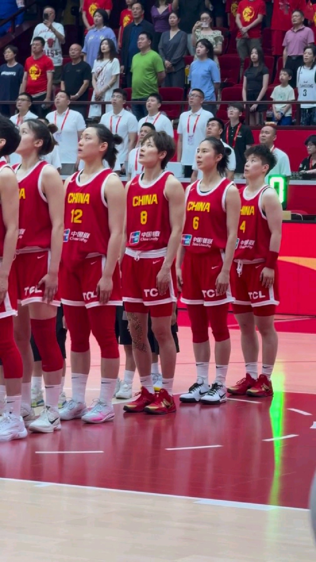 b体育官方入口-《歌唱祖国》响彻全场中国女篮全胜夺冠
